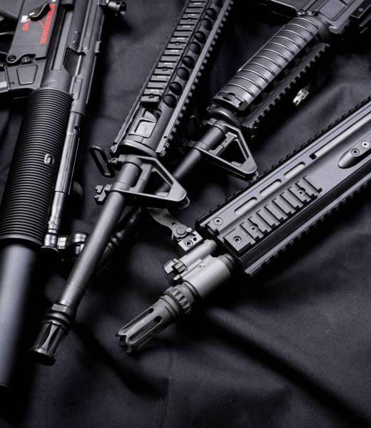 MP5, AR15, M4, Rifle